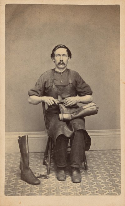Ritratto di un calzolaio, c. 1863 (foto) da American Photographer