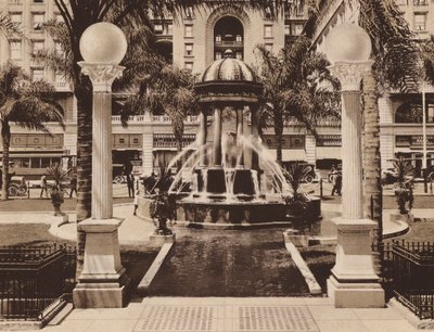 San Diego: Fontana elettrica nel Plaza Park, di fronte all