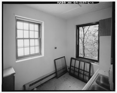 Techwood Homes, Edificio n. 1, 575-579 Techwood Drive, Atlanta, Contea di Fulton, GA da American Photographer
