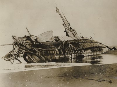 Sommergibile americano H3 naufragato, 1917 da American Photographer