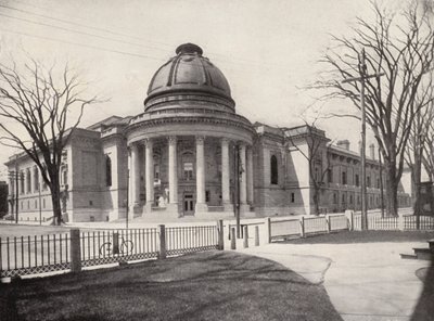 Università di Yale: "Rotunda", Woolsey Hall a sinistra, Yale Dining-Hall a destra (foto b/n) da American Photographer