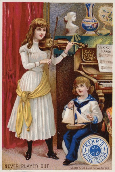 Ragazza che suona il violino a un bambino piccolo da American School