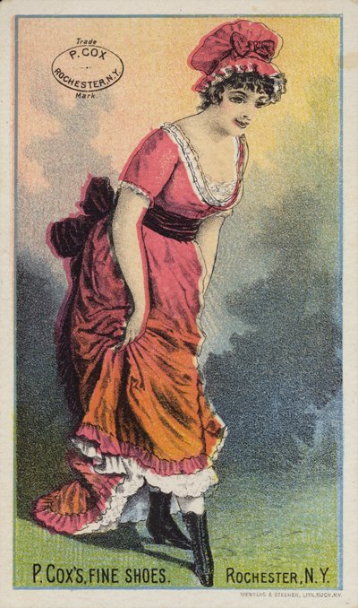 Signora con cappello da mop che ammira stivali da American School