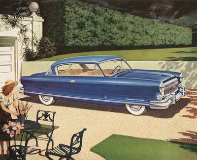 Auto Nuova Parcheggiata in un Vialetto da American School