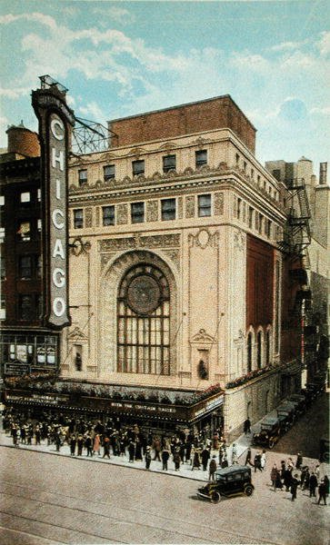 Cartolina raffigurante il Teatro di Chicago, c.1930 da American School