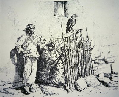 Membro della tribù Zuni con una gabbia per aquile da American School