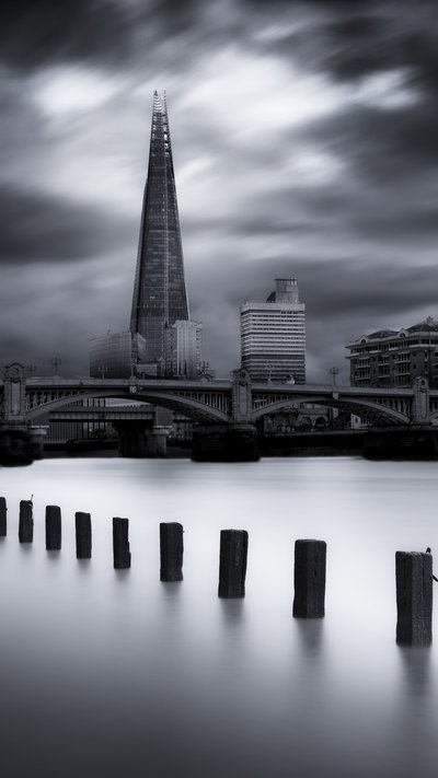 La serenità dello Shard di Londra da Anders Hammarstrom