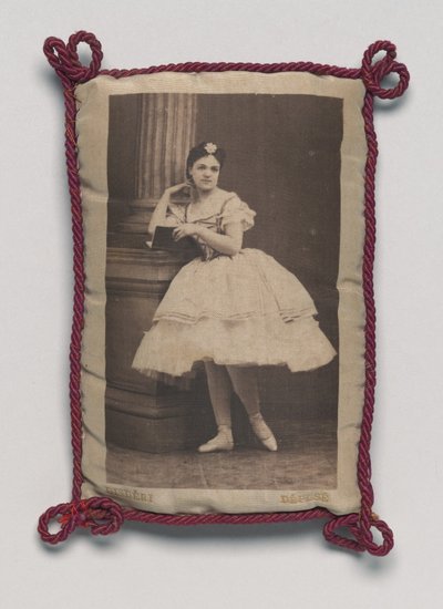 Ballerina da Andre Adolphe Eugene Disderi