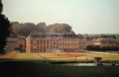 Veduta della facciata del giardino, costruita nel 1675-83 da Andre Le Notre