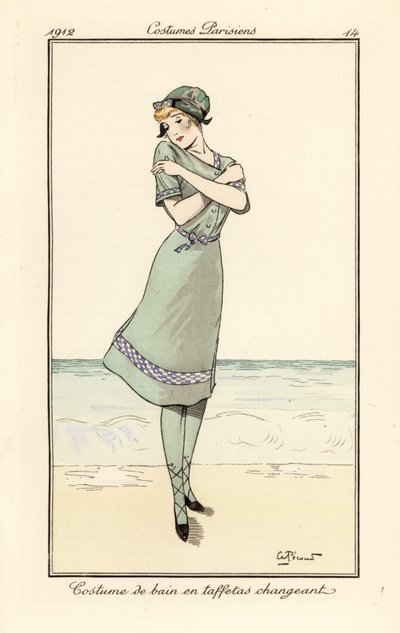 Donna in spiaggia in costume da bagno in taffetà bicolore da Andre Pecoud