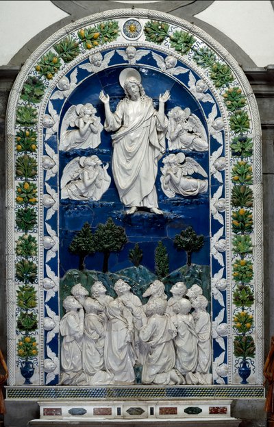 Ascensione di Gesù al Cielo con la Madonna e undici apostoli, bassorilievo in ceramica di Andrea della Robbia (1435-1525) circa 1490 Dim. 475 x 305 cm Santuario della Verna, Italia da Andrea Della Robbia