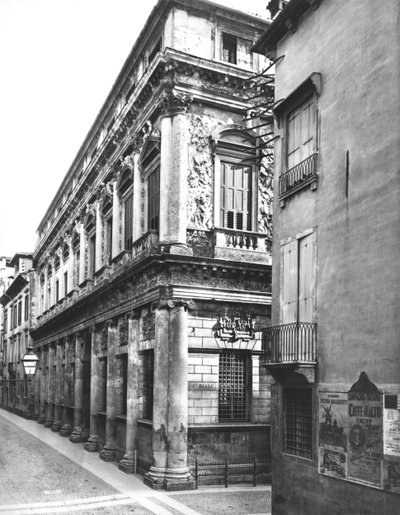 Palazzo Porto-Barbarano, costruito c.1570-75 da Andrea Palladio