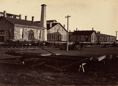 Piastra 17. Officine meccaniche di Laramie, da sud-ovest, 1869 (foto) da Andrew Joseph Russell