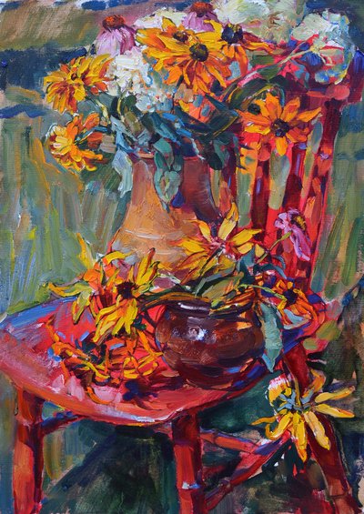 Sedia rossa con fiori gialli da Andrii Kutsachenko