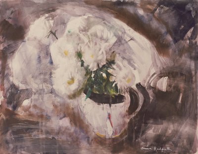Fiori bianchi in una brocca bianca, c.1960 da Anne Redpath