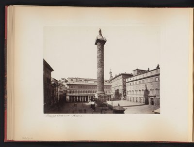 Veduta della colonna di Marco Aurelio a Roma, Italia da Anonymous