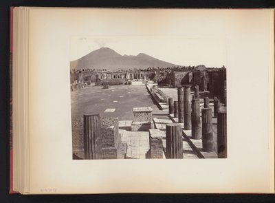 Veduta del Piazza del Foro a Pompei, Italia da Anonymous