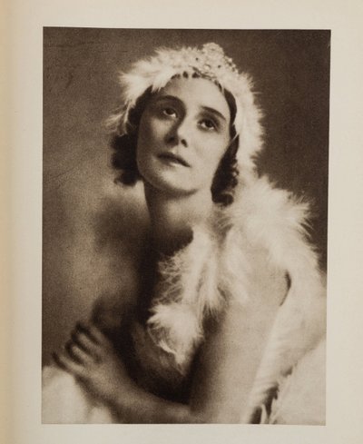 Anna Pavlova (Pavlovna) (1881-1931) nel balletto La Morte del Cigno di Camille Saint-Saens, Anonimo da Anonymous Anonymous