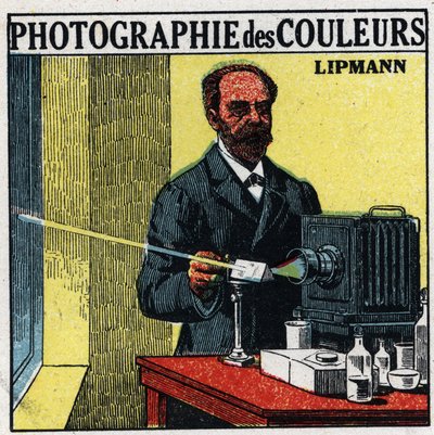 Fotografia a colori: il processo inventato da Gabriel Lippmann (1845-1921) nel 1891. Illustrazione anonima del 1925. Collezione privata. da Anonymous Anonymous