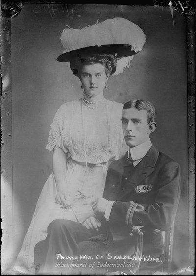 La granduchessa Maria Pavlovna Romanova e il principe Guglielmo di Svezia - Anonimo. Fotografia, c. 1910. Collezione privata da Anonymous Anonymous