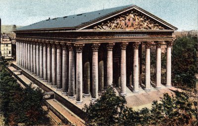 Parigi: vista esterna della Chiesa della Madeleine progettata dall