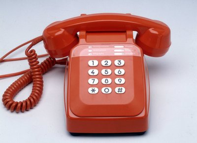 Telefono a chiave in plastica arancione S63 da Anonymous Anonymous