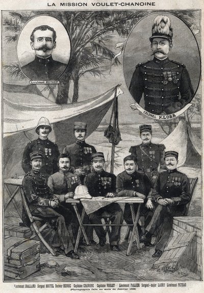 Missione Voulet Chanoine, spedizione francese per la conquista coloniale del Ciad: ritratto del tenente Octave Meynier (1874-1961) e del colonnello Arsene Klobb (1857-1899) con in basso da sinistra a destra: tenente Joalland, sergente Boutel, dottore da Anonymous Anonymous