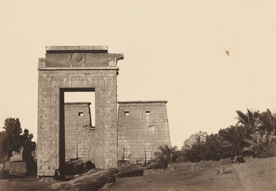 Karnak: Porta di Khonsu da Antonio Beato