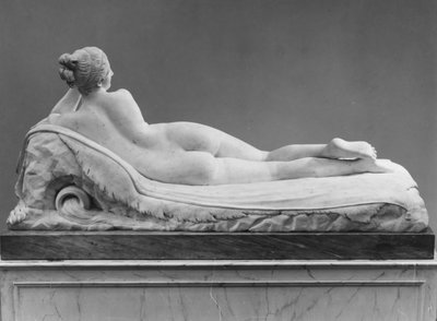 Naiade reclinata da Antonio Canova