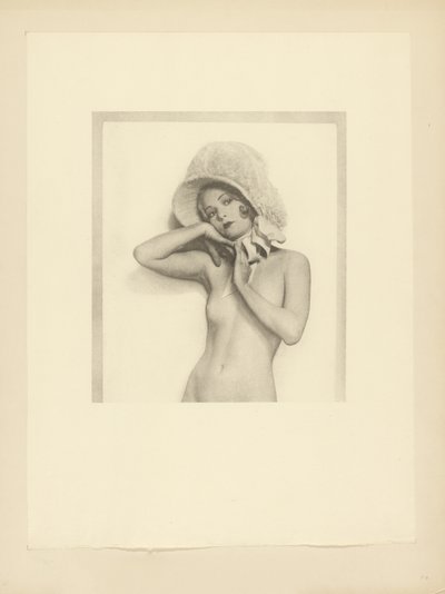 [Nudo femminile con cappellino di pizzo] da Arthur F. Kales