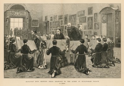 Ragazzi del Blue Coat che mostrano i loro disegni alla Regina a Buckingham Palace da Arthur Hopkins