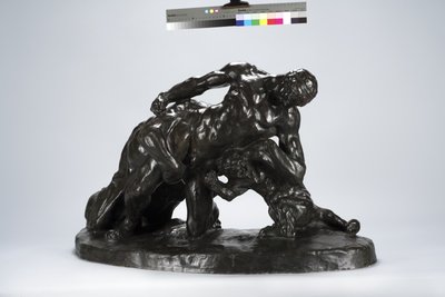 Uomo in combattimento con cucciolo di leonessa da Arthur Putnam