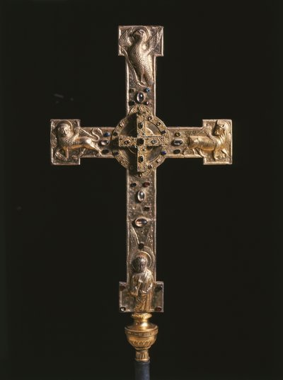 Croce processionale, al centro reliquiario contenente le reliquie del Sacro Legno della Croce, XIII secolo da Artist Unknown