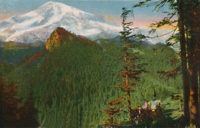 La Strada a Rickseeker Point, Monte Rainier in lontananza, Washington da Asahel Curtis