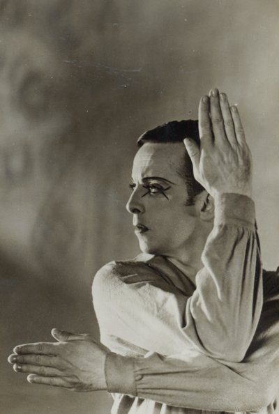 Cartolina di Robert Helpmann (1909-86) in The Wanderer 1941 da Australian Photographer