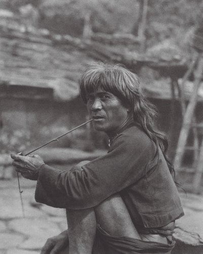 Capo della tribù Paiwan a Raisha da Axel von Graefe
