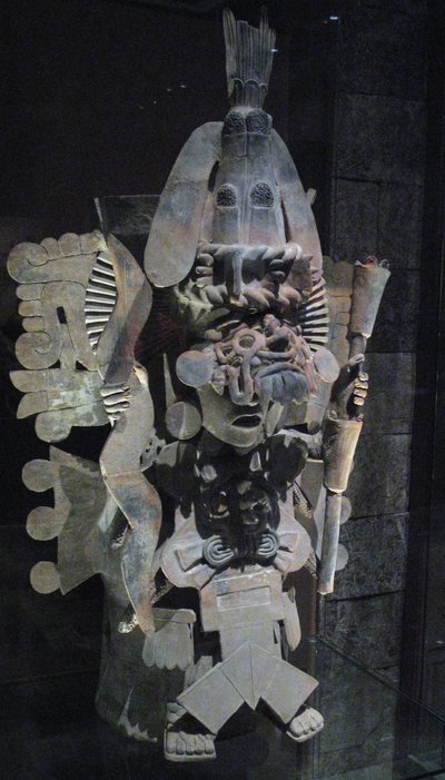 Bruciatore di incenso a forma del dio Nappatecuhtli, Tlahuac, periodo postclassico tardo, c.1500 da Aztec