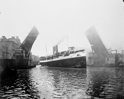 Nave Eastland, Chicago, Illinois, USA, c.1900 da Barnes and Crosby
