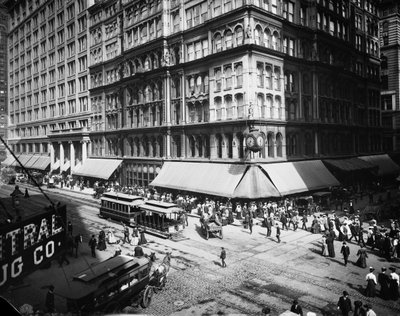 Marshall Field & Company, Chicago, Illinois, USA, c.1905 da Barnes and Crosby