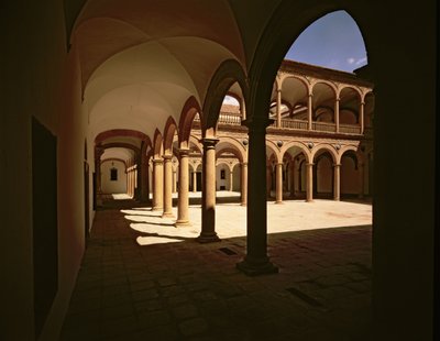 Vista della galleria dei cortili interni dell