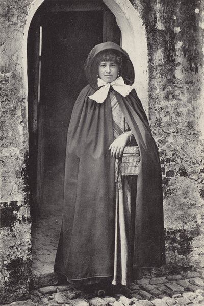 Giovane ragazza di Bruges (foto b/n) da Belgian Photographer