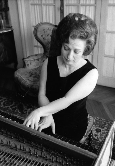 Huguette DREYFUS da Bernard Perrine