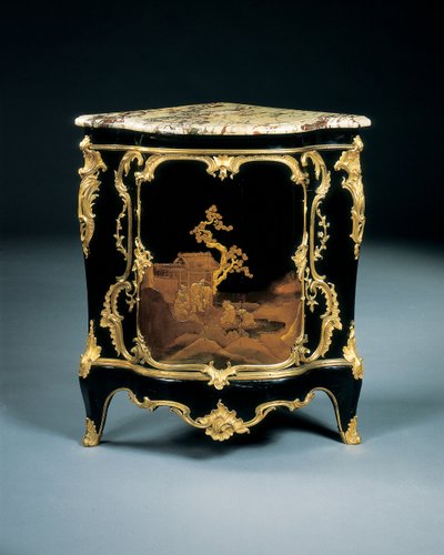 Una delle due encoignures di Luigi XV, c.1750 da Bernard van Risenburgh II