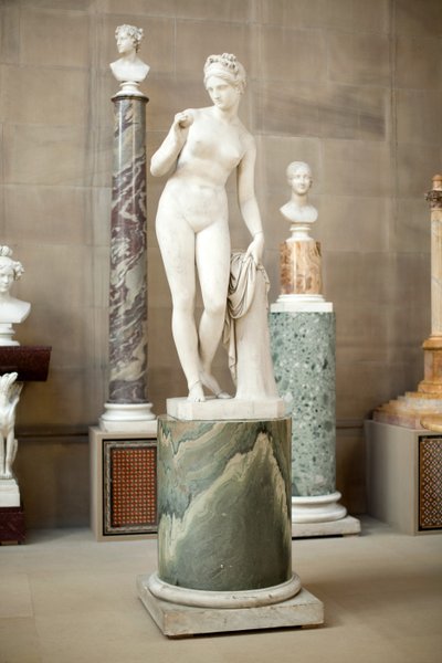 Venere con la mela d