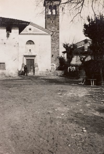 Album della Prima Guerra Mondiale in Friuli-Venezia Giulia: la chiesa di Soleschiano Manzano, 01-03/1916 da Bietti Bietti
