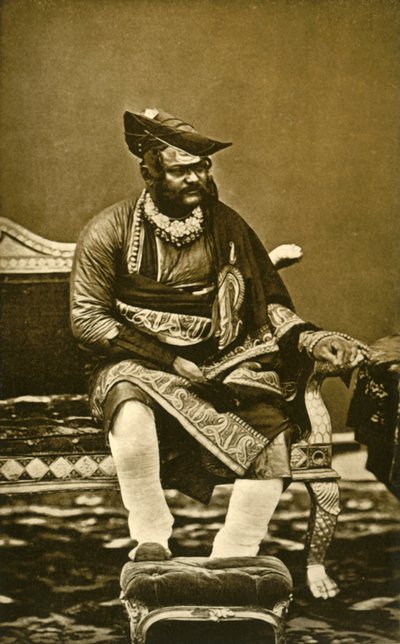 H.H. Generale Il Maharajah Sindhia di Gwalior G.C.B., G.C.S.I., c1870, 1901 da Bourne and Shepherd