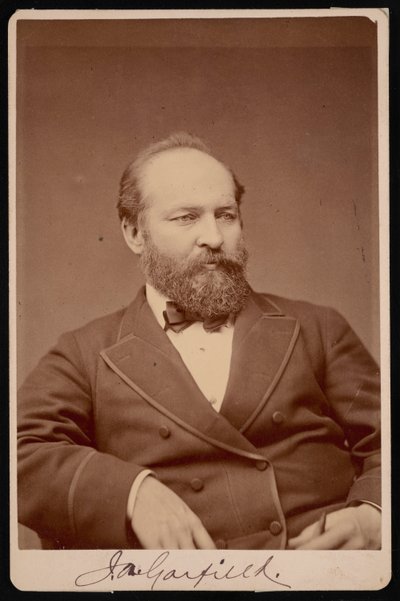Ritratto di James Abram Garfield 1831-1881, prima del 1876 da Brady