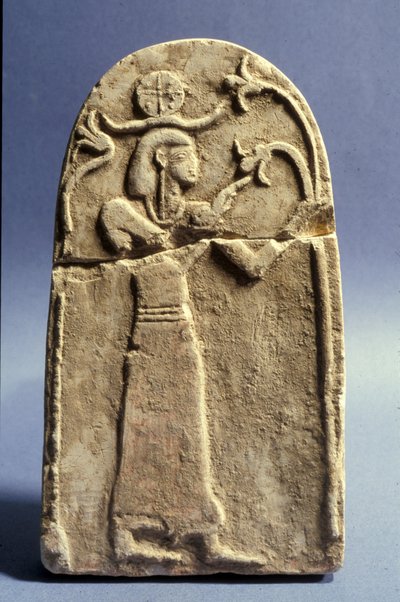 Stele che raffigura una divinità che adora l