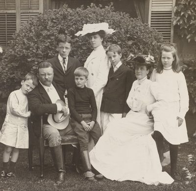 Il presidente Theodore Roosevelt, sua moglie Edith e la famiglia da Brothers Pach