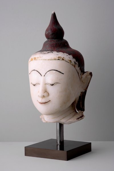 Testa di un Buddha, stile Mon da Burmese School